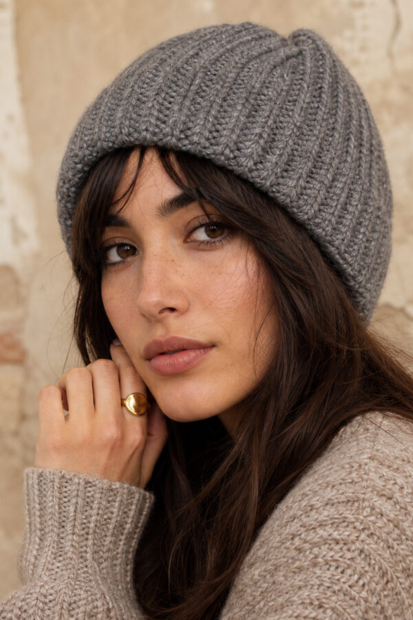 Pipo harmaa BEANIE - Kuva 1