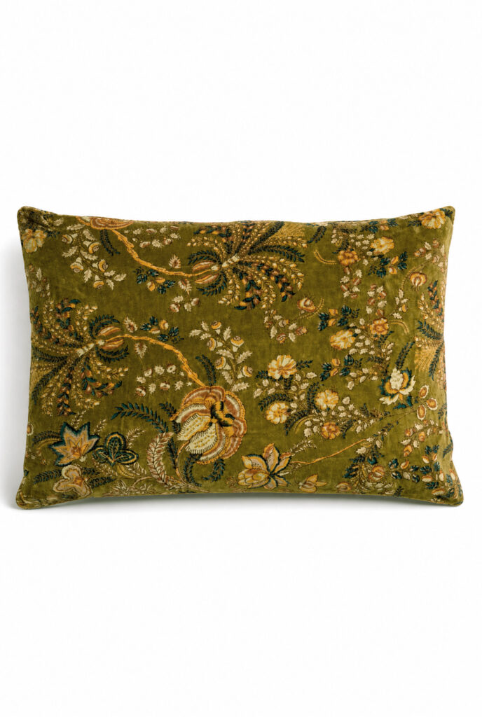 Samettityyny 50x70cm VELVET OLIVE
