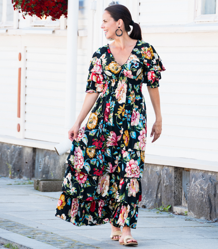 Mekko kukallinen pitkä SORAYA