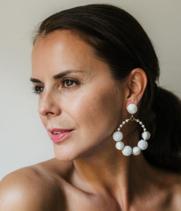 Korvakorut WHITE BOBBLE - Kuva 1