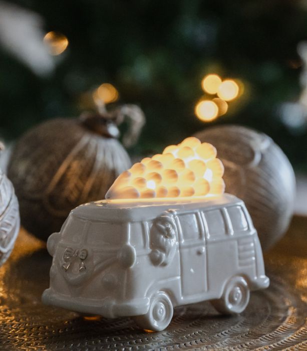 Jouluauto valkoinen led