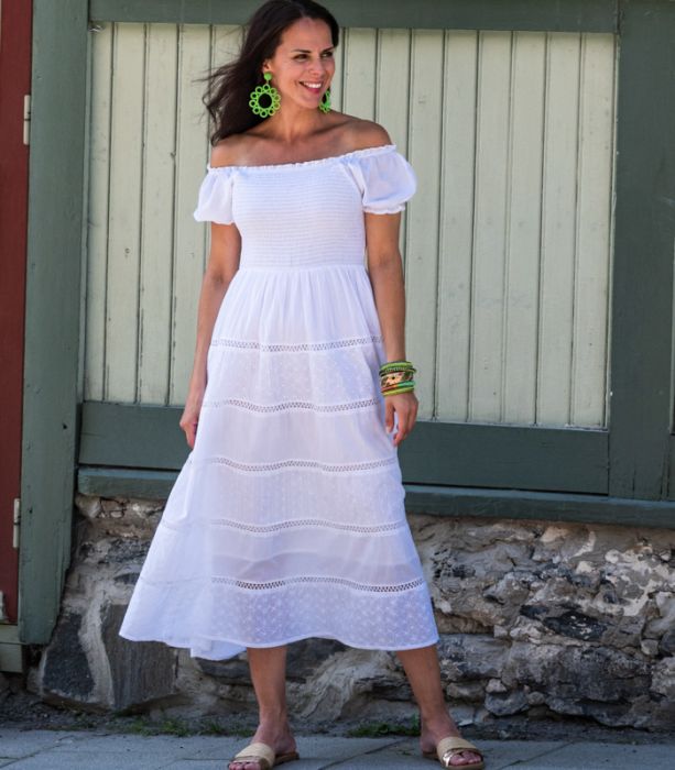Mekko valkoinen LAURA
